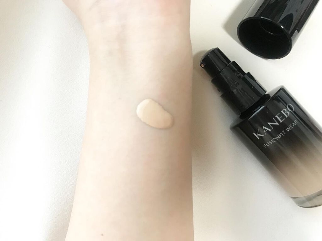 カネボウ パフォーミング ドロップ/KANEBO/化粧下地を使ったクチコミ（2枚目）