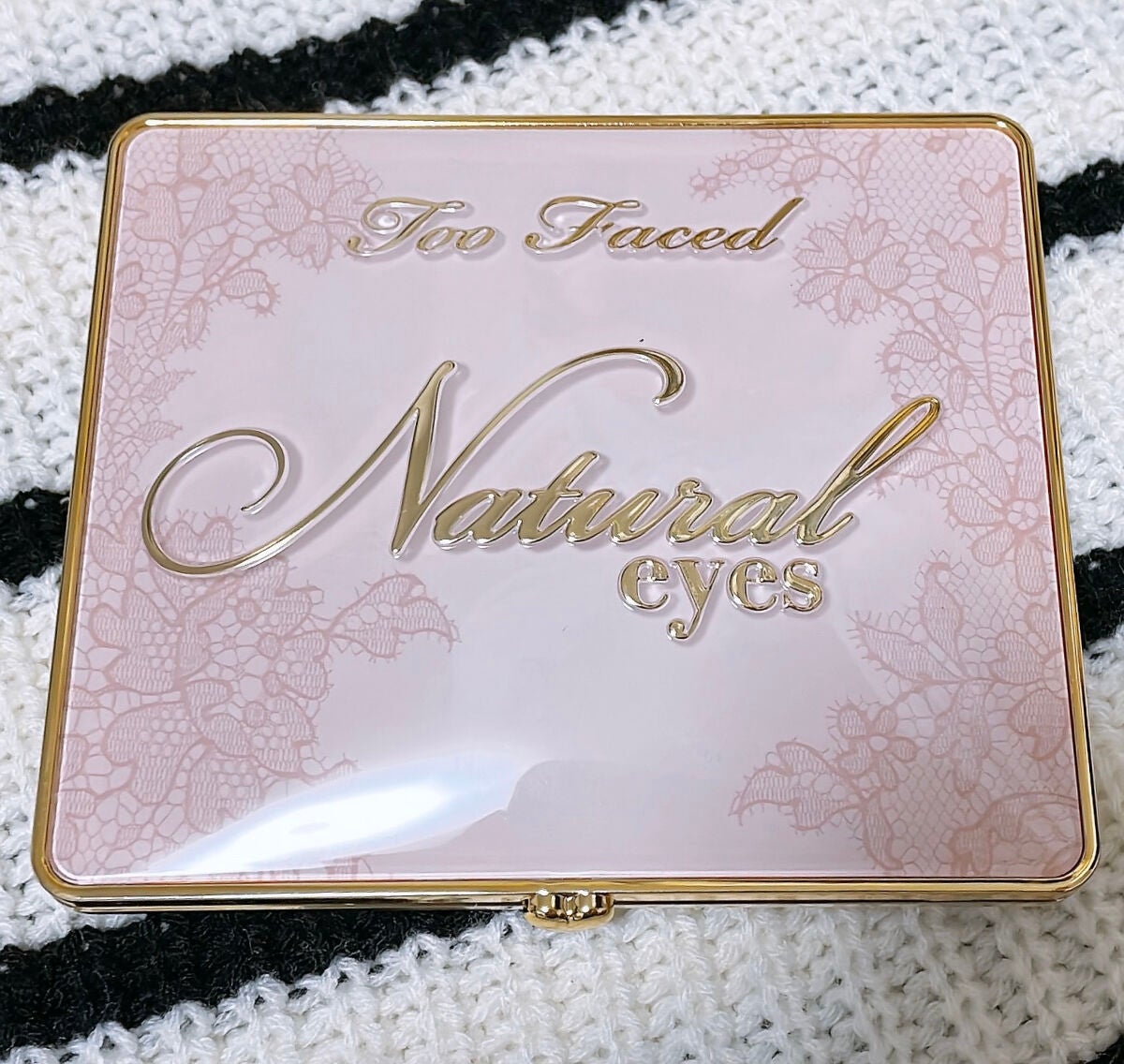 ナチュラル アイズ ニュートラル アイシャドウ パレット/Too Faced/アイシャドウパレットを使ったクチコミ(2枚目)