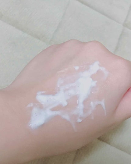 マシュマロケア ボディムース シルキーフラワー/ニベア/ボディローションを使ったクチコミ(3枚目)