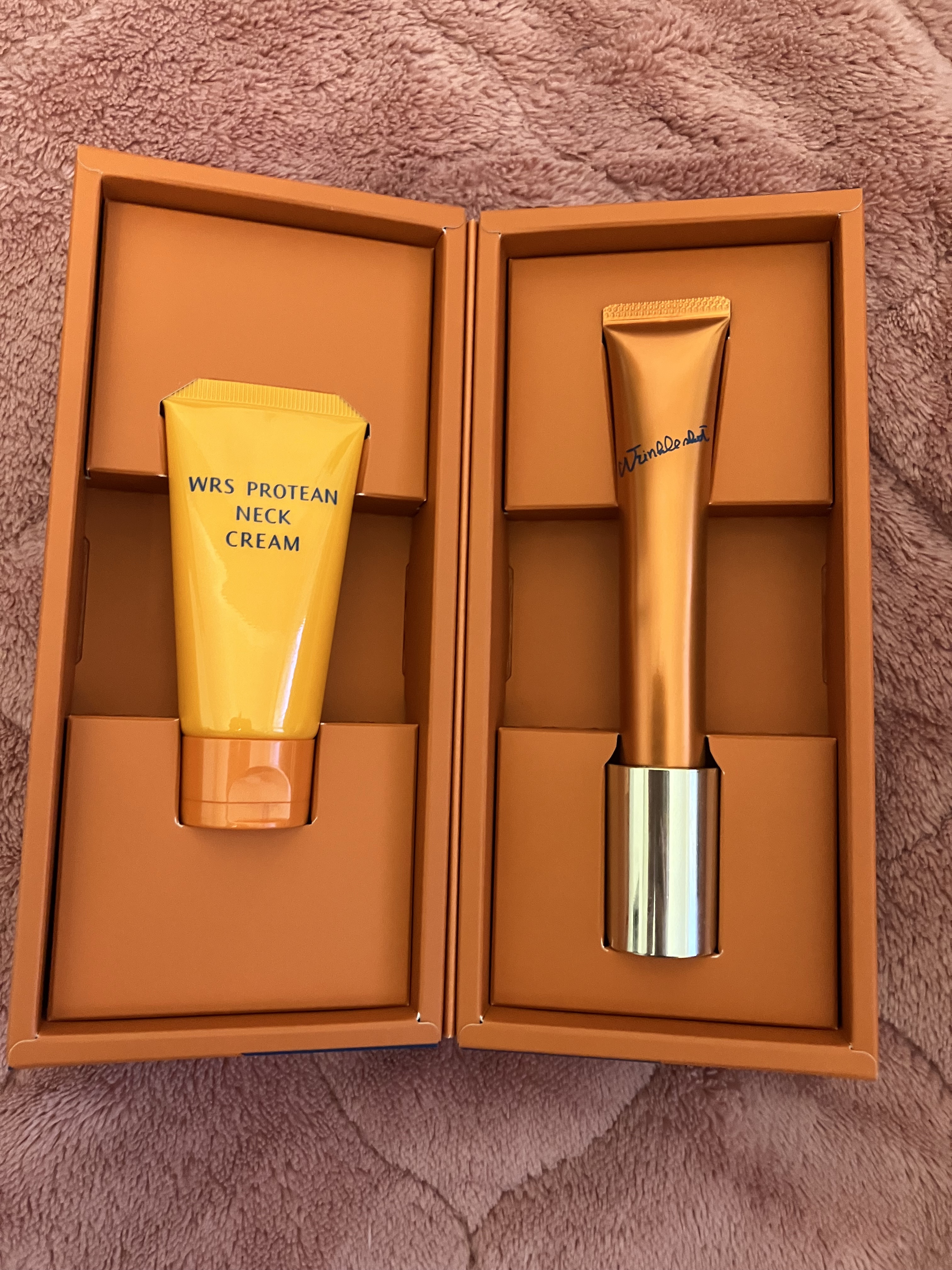 リンクルショット リンクルショット プレミアム ボックスのクチコミ「POLA
リンクルショット プレミアム ボックス   ¥14,850

めちゃくちゃお買い得な.....」（2枚目）