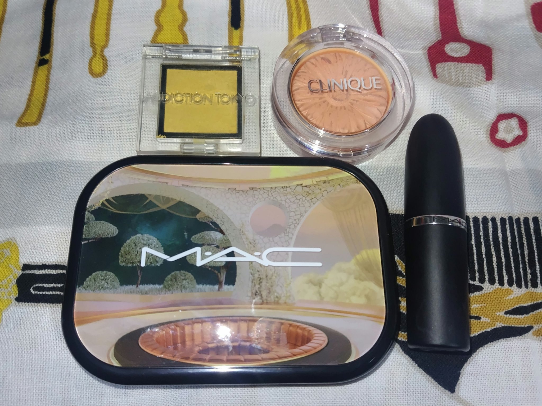 コネクト イン カラー アイシャドウ パレット × 6/M・A・C/アイシャドウパレットを使ったクチコミ（1枚目）