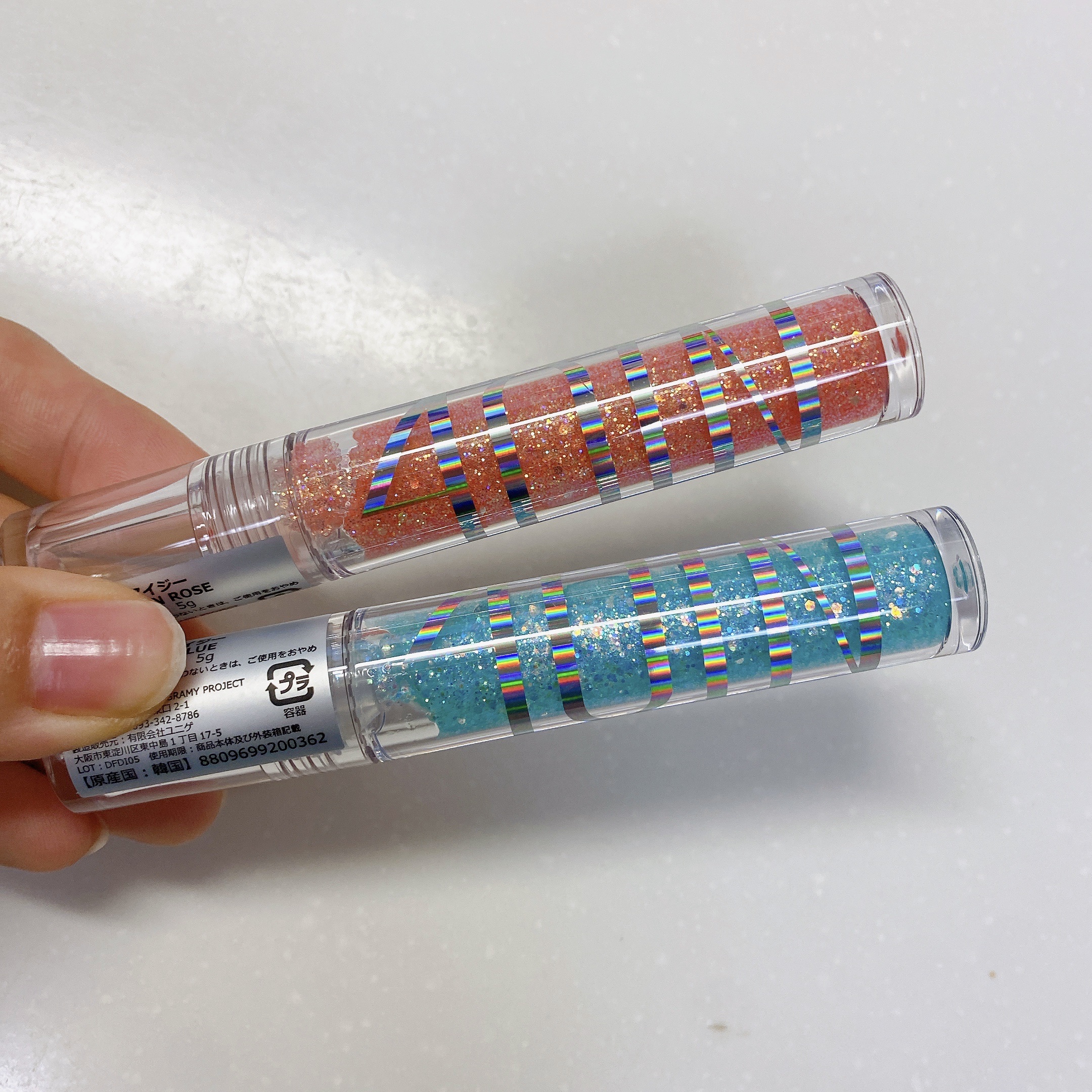 DAZE EYE GLITTER 02 CHAMPAGNE GOLD/4OIN /リキッドアイシャドウを使ったクチコミ（2枚目）