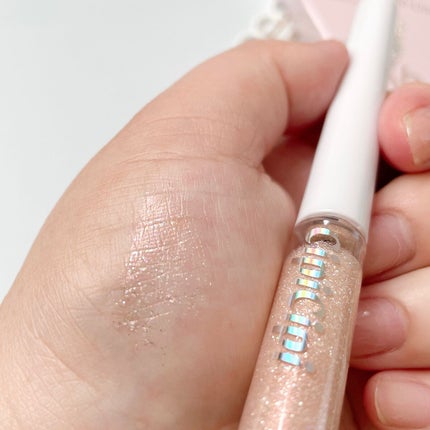 グリッター イルミネーションライナー R/CipiCipi/リキッドアイライナーを使ったクチコミ(4枚目)