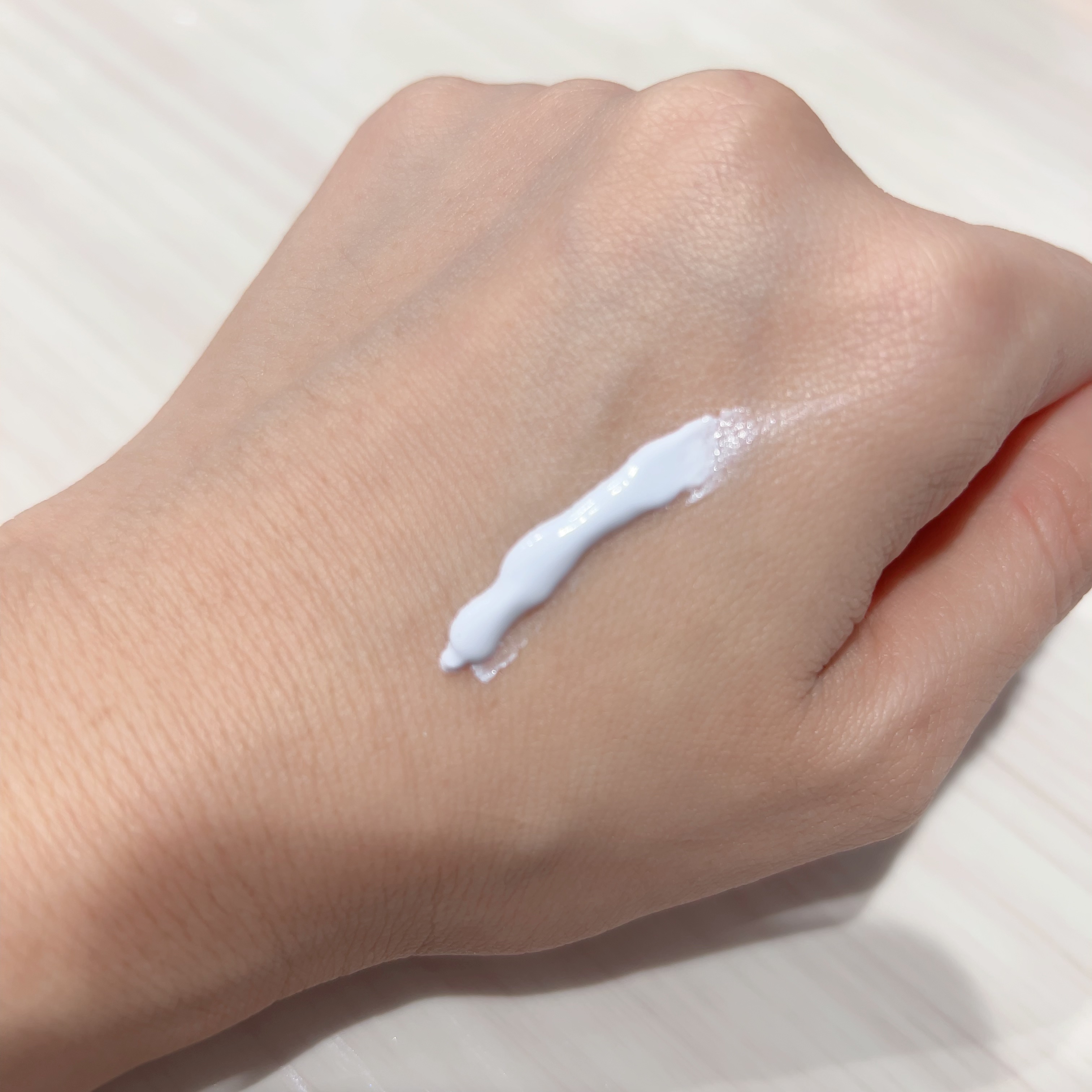 [R4] ウルトラスージングサンメイクアップベース/ダーマファーム/日焼け止めクリームを使ったクチコミ（2枚目）