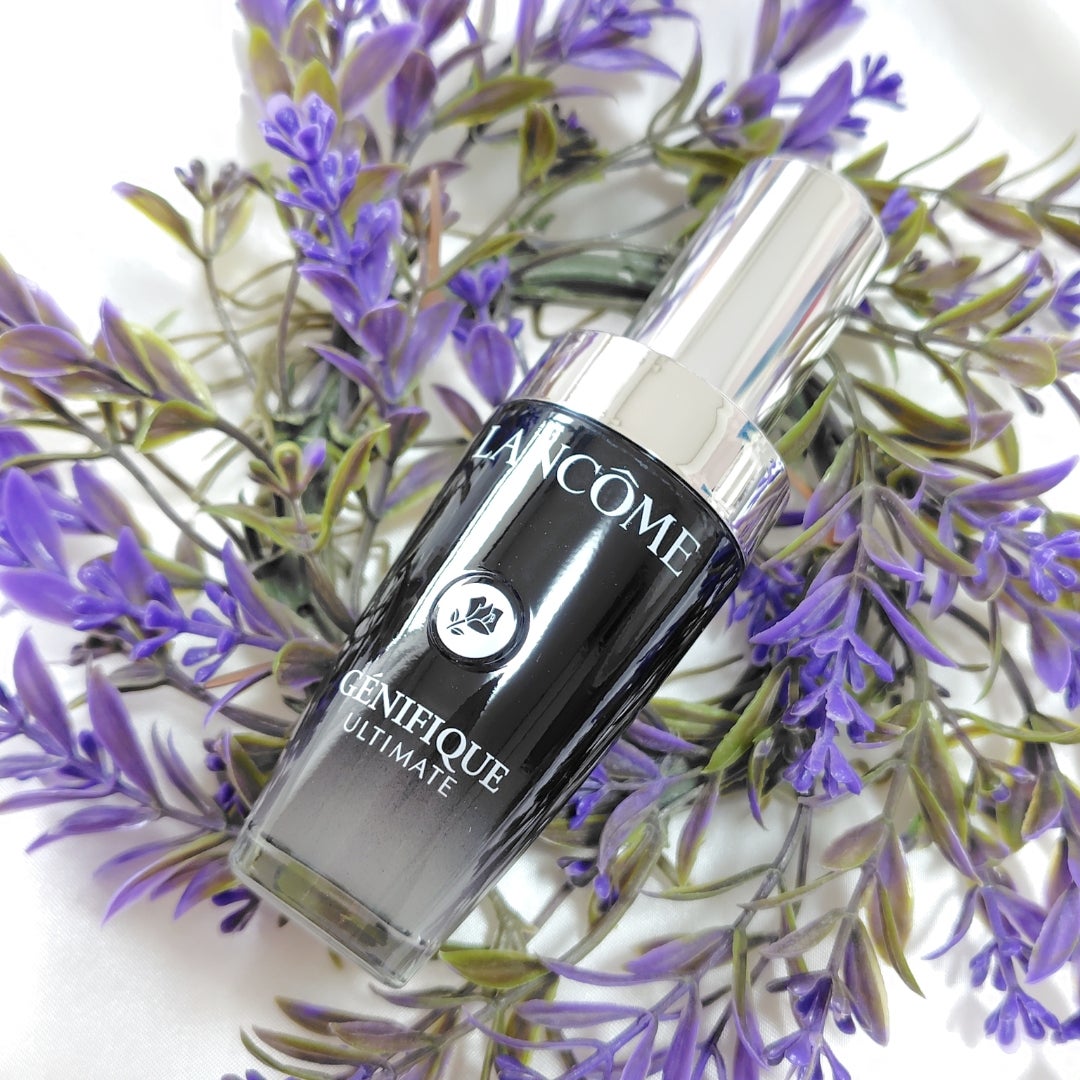 リニューアル前のものから大人気の美容液
ランコムのジェニフィック アルティメ セラム♪

ランコムのスキンケア〜ベースメイクは
使ってすぐに実感できるから大好き！

キャップが自動スポイトになっているので
キャップをクルクル回すだけで
適量