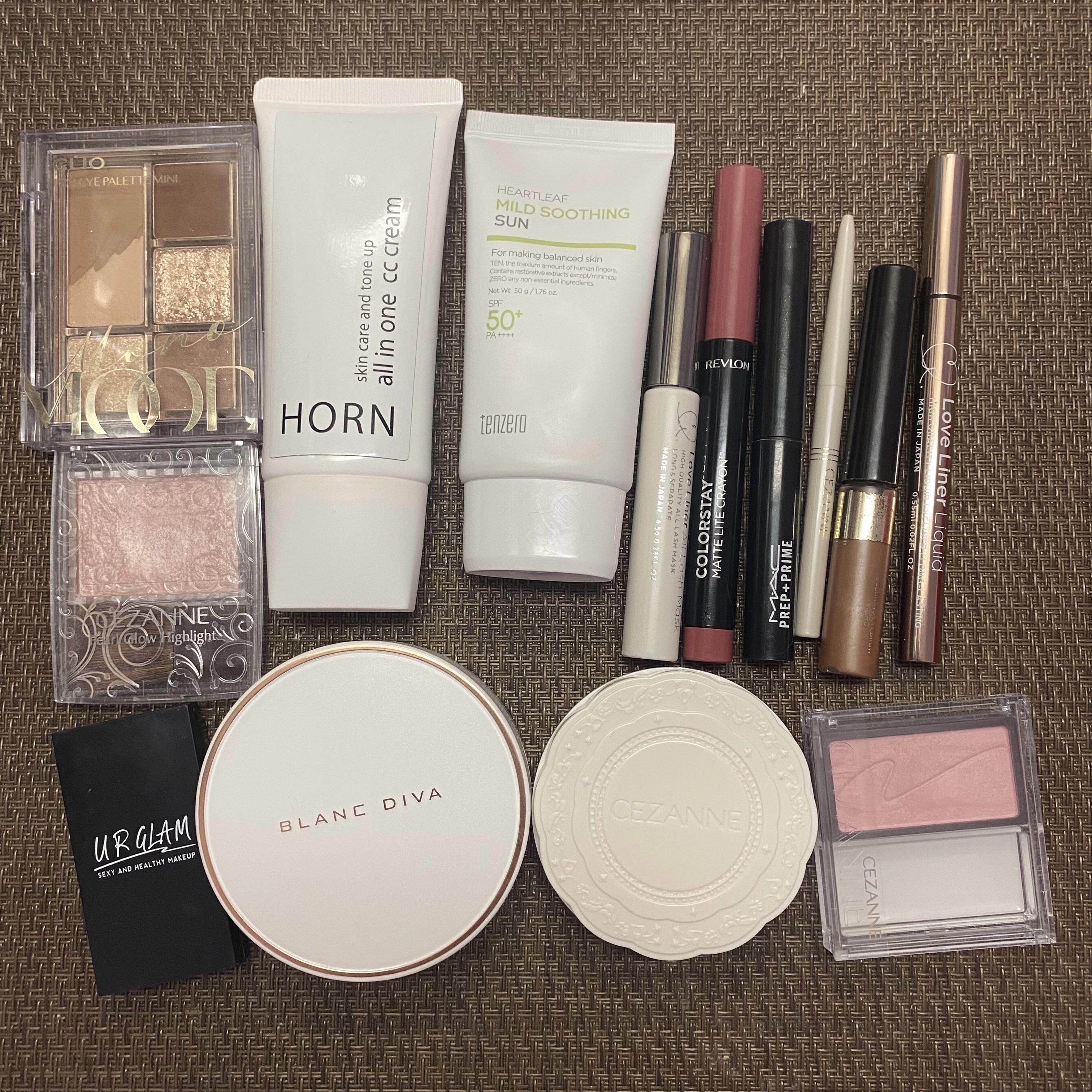 カラーリングアイブロウ マイクロ/ヘビーローテーション/眉マスカラを使ったクチコミ（3枚目）