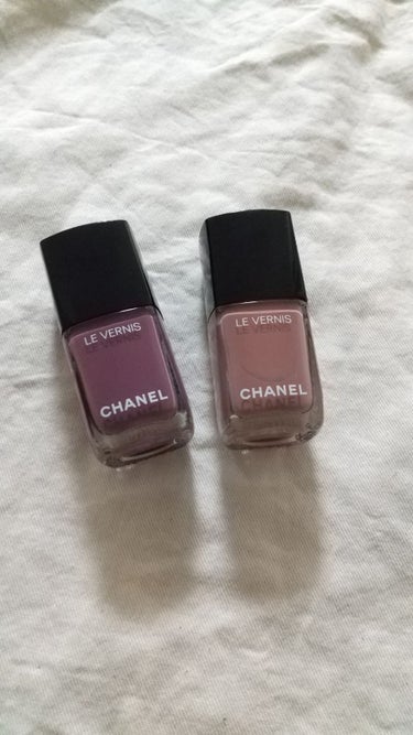 CHANEL ヴェルニのクチコミ「昨日夕方からLIPSにログインできなかったので今日投稿しました。

先週のネイル💅😅
２０２０.....」（3枚目）