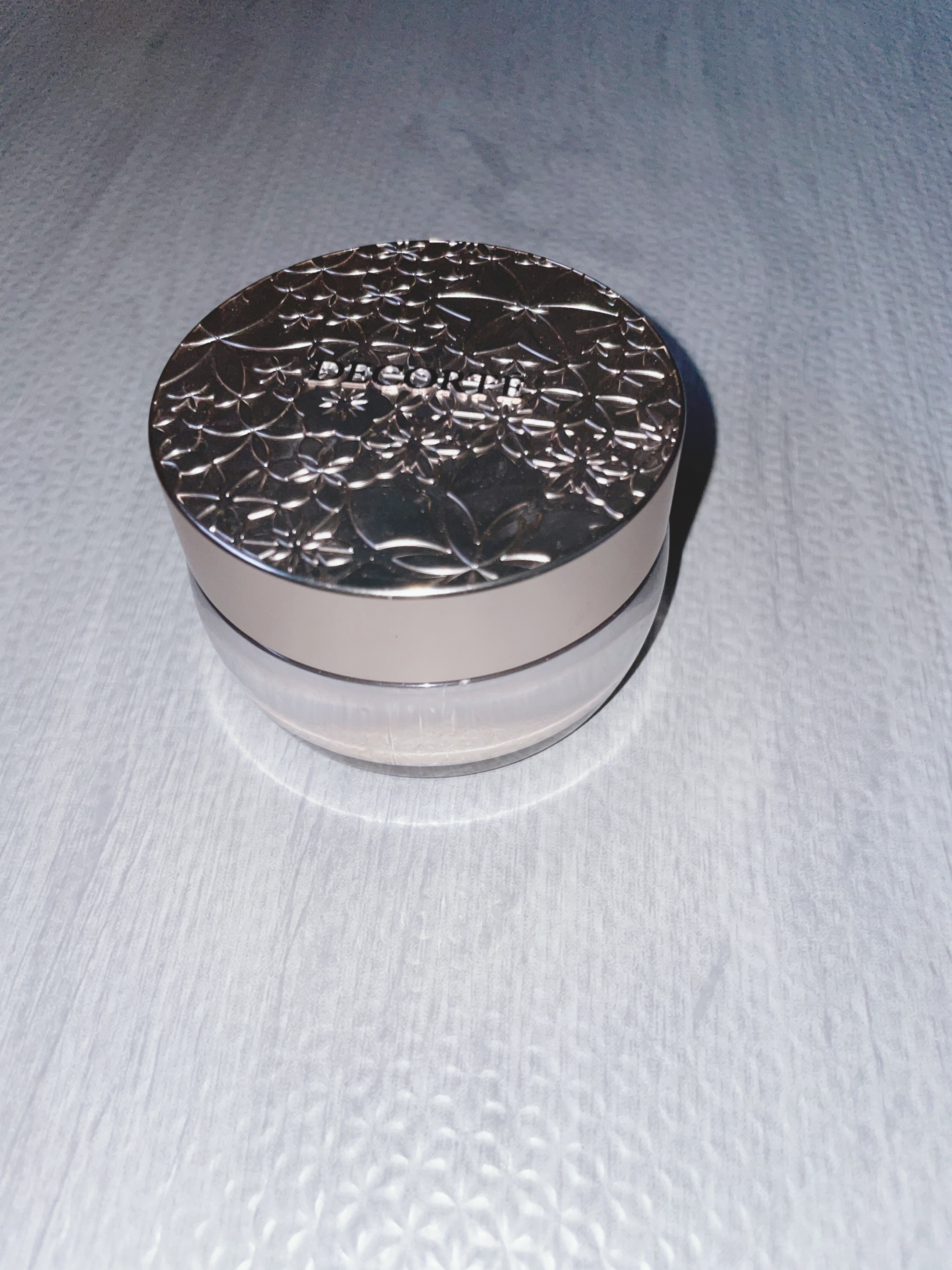 フェイスパウダー/DECORTÉ/ルースパウダーを使ったクチコミ（1枚目）