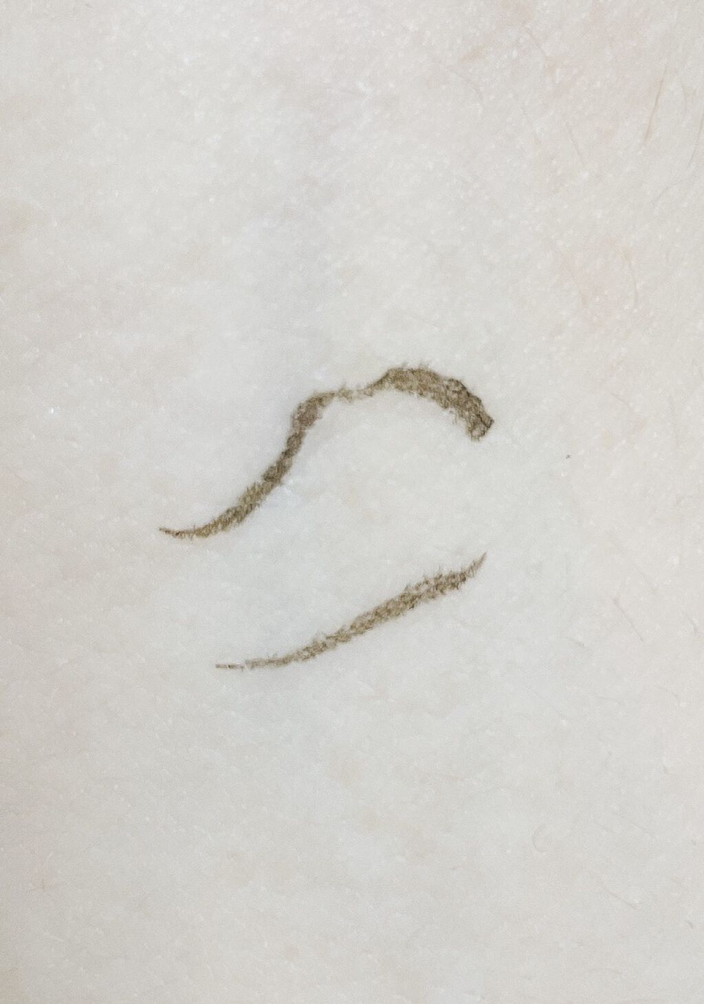 スキルレスライナー/LUMIURGLAS/リキッドアイライナーを使ったクチコミ（2枚目）