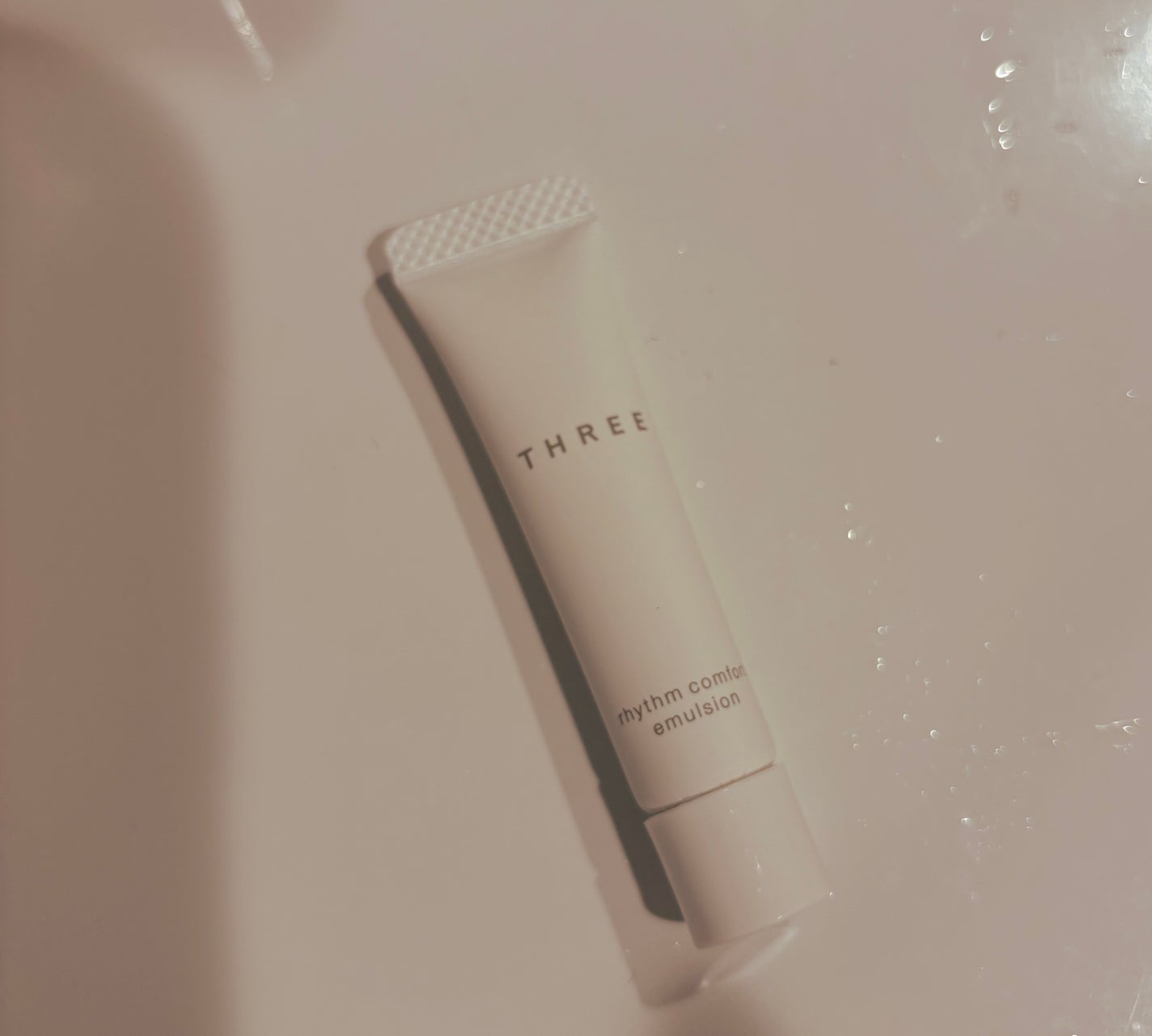 リズムコンフォートエマルジョン/THREE/乳液を使ったクチコミ(1枚目)