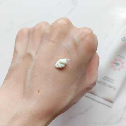 みゆ on LIPS 「【韓国では皮膚科のみで販売されている日焼け止め】韓国からつ..」(2枚目)