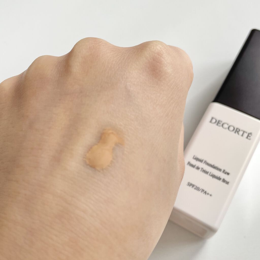 ザ スキン リキッドファンデーション ロウ 302/DECORTÉ/リキッドファンデーションを使ったクチコミ（2枚目）