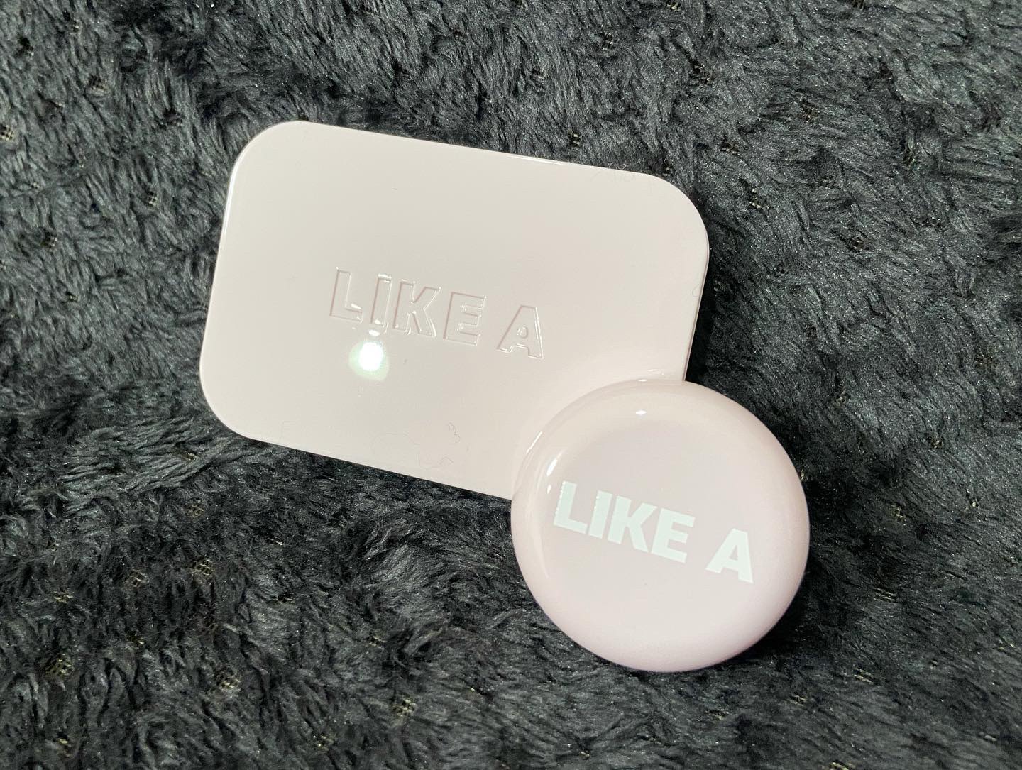 ミニライクアシャドウ 04 ロストスターズ(Mini Lost Stards）/BLESSED MOON/単色アイシャドウを使ったクチコミ（2枚目）