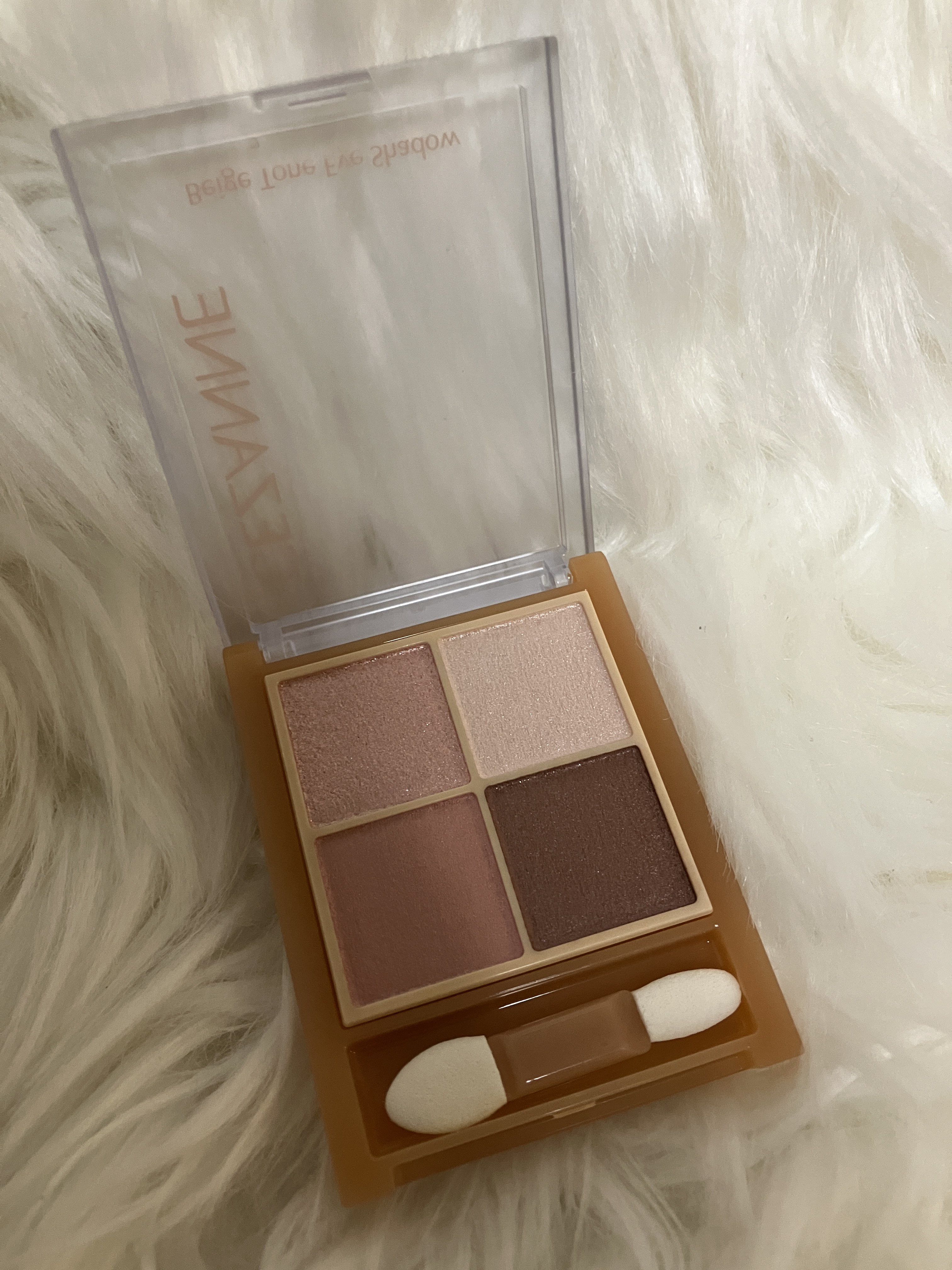 ベージュトーンアイシャドウ/CEZANNE/アイシャドウパレットを使ったクチコミ（3枚目）