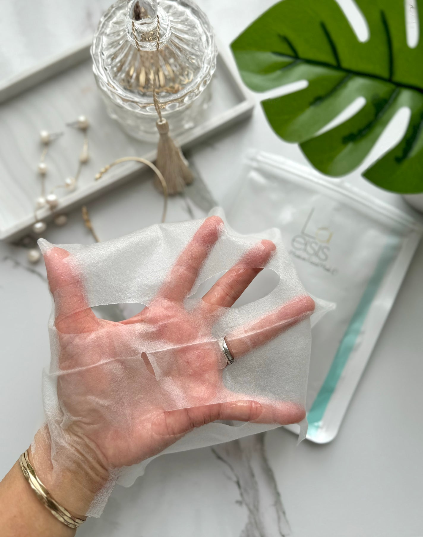 ディープモイスチャーフェイシャルマスク/Laeisis/シートマスク・パックを使ったクチコミ(3枚目)