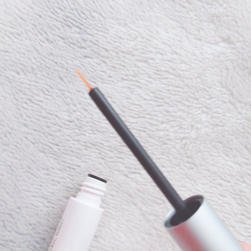 FEG  Eyelash  Enhancer/FEG/まつげ美容液を使ったクチコミ（2枚目）