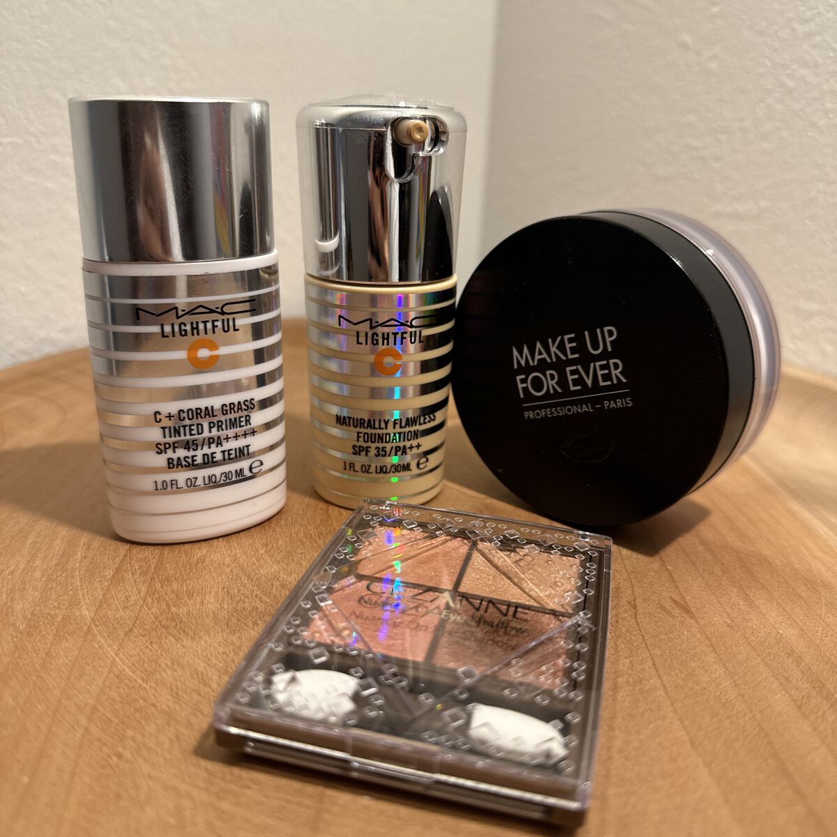 ライトフル C+ ティンティッド プライマー SPF 45/M・A・C/化粧下地を使ったクチコミ（1枚目）