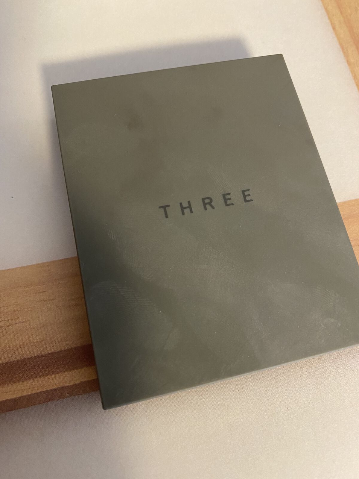 THREE シマリング グロー デュオ/THREE/クリームハイライトを使ったクチコミ（1枚目）