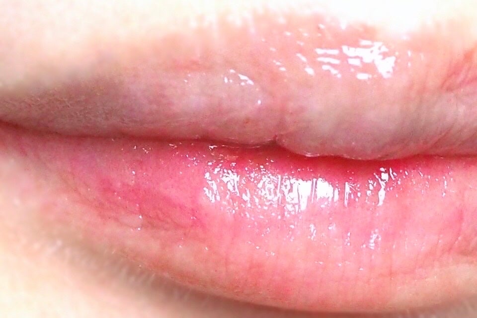 モイストリップバーム/XOUL/リップバームを使ったクチコミ(5枚目)