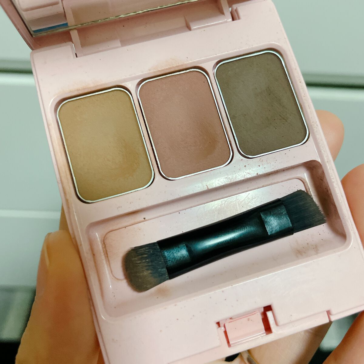  フーミー アイブロウパウダー/WHOMEE/パウダーアイブロウを使ったクチコミ（1枚目）