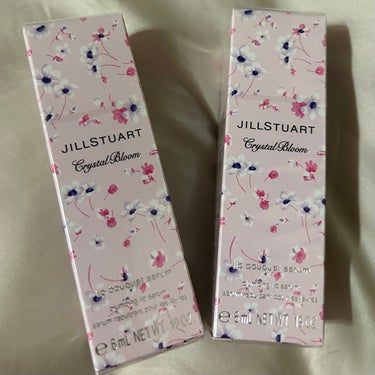 JILL STUART クリスタルブルーム リップブーケ セラム

LIPSさん経由でいただきました☺️

公式お借りします↓
ふっくらハリのある仕上がりで花束のように華やぐ。
自然由来指数90%で唇を