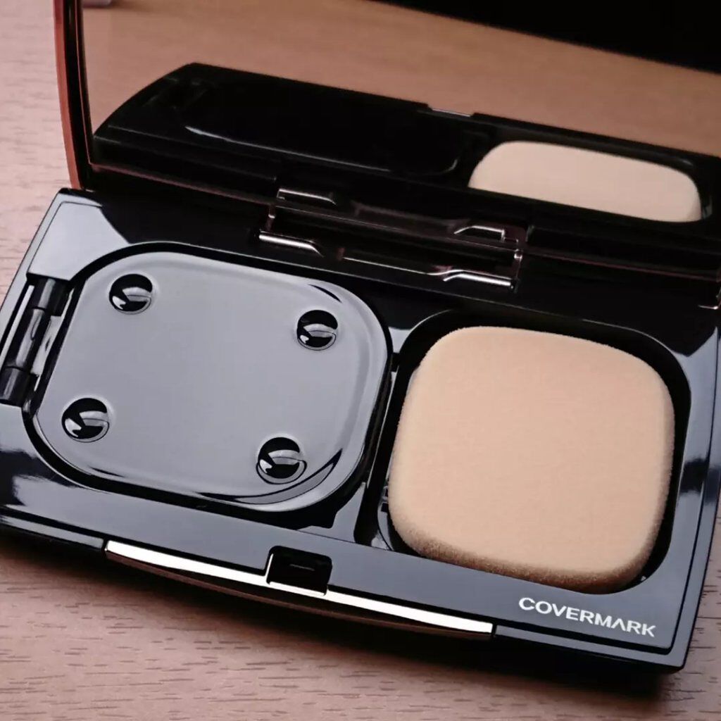 フローレス フィット/COVERMARK/クリーム・エマルジョンファンデーションを使ったクチコミ(4枚目)