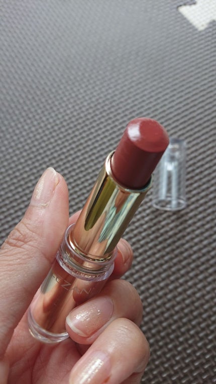 ラスティンググロスリップ/CEZANNE/口紅を使ったクチコミ(3枚目)