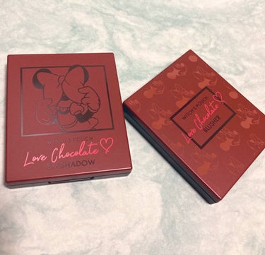 ウィッチズポーチが届いたよ！
Witch's Pouchの新作、Love Chocolate アイシャドウを買いました(*´∇｀*)

縦割りメイクと横割りメイクをしてみたのですが、横割りメイク向けのア