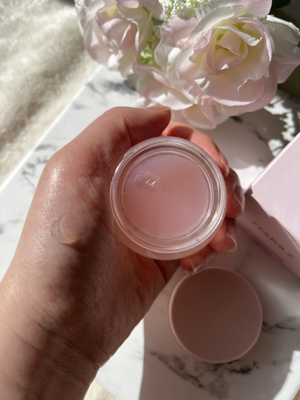 リップスリーピングマスク/FEMMUE/リップマスクを使ったクチコミ（3枚目）