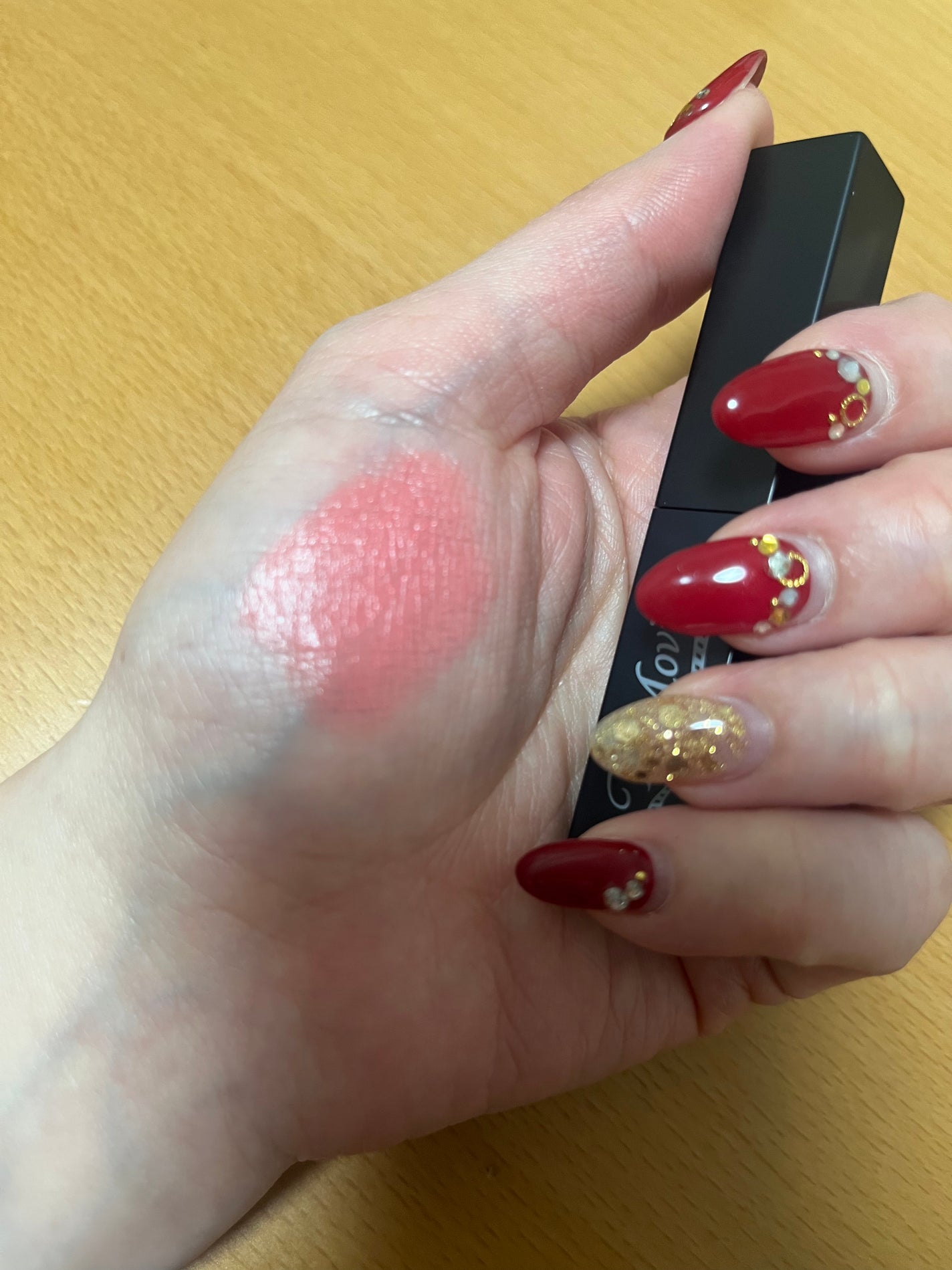 モイストミネラル ルージュ/TV&MOVIE/口紅を使ったクチコミ(3枚目)