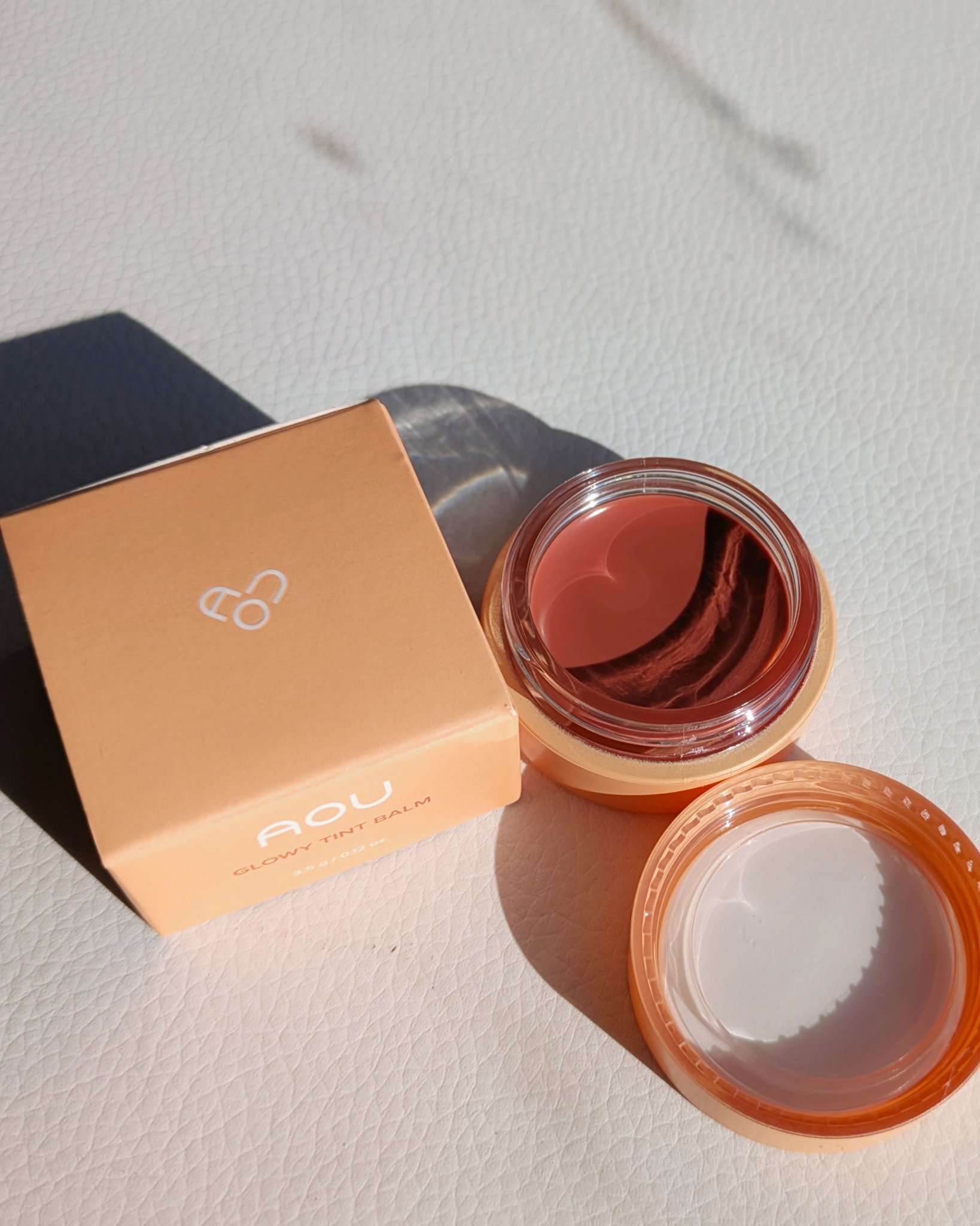 GLOWY TINT BALM/AOU/リップグロスを使ったクチコミ（3枚目）