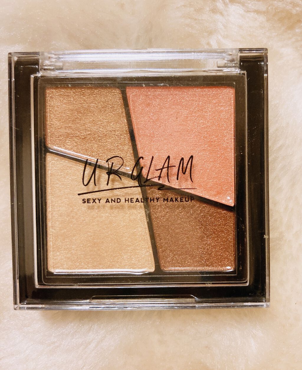 UR GLAM　VELVET EYE COLOR PALETTE/U R GLAM/アイシャドウパレットを使ったクチコミ（1枚目）