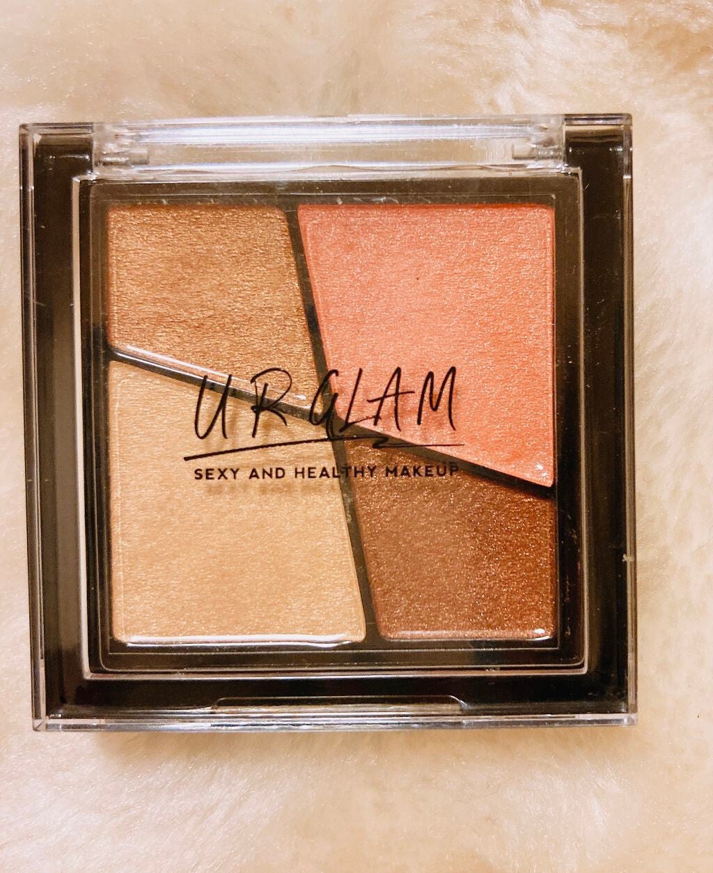 UR GLAM VELVET EYE COLOR PALETTE/U R GLAM/アイシャドウパレットを使ったクチコミ(1枚目)