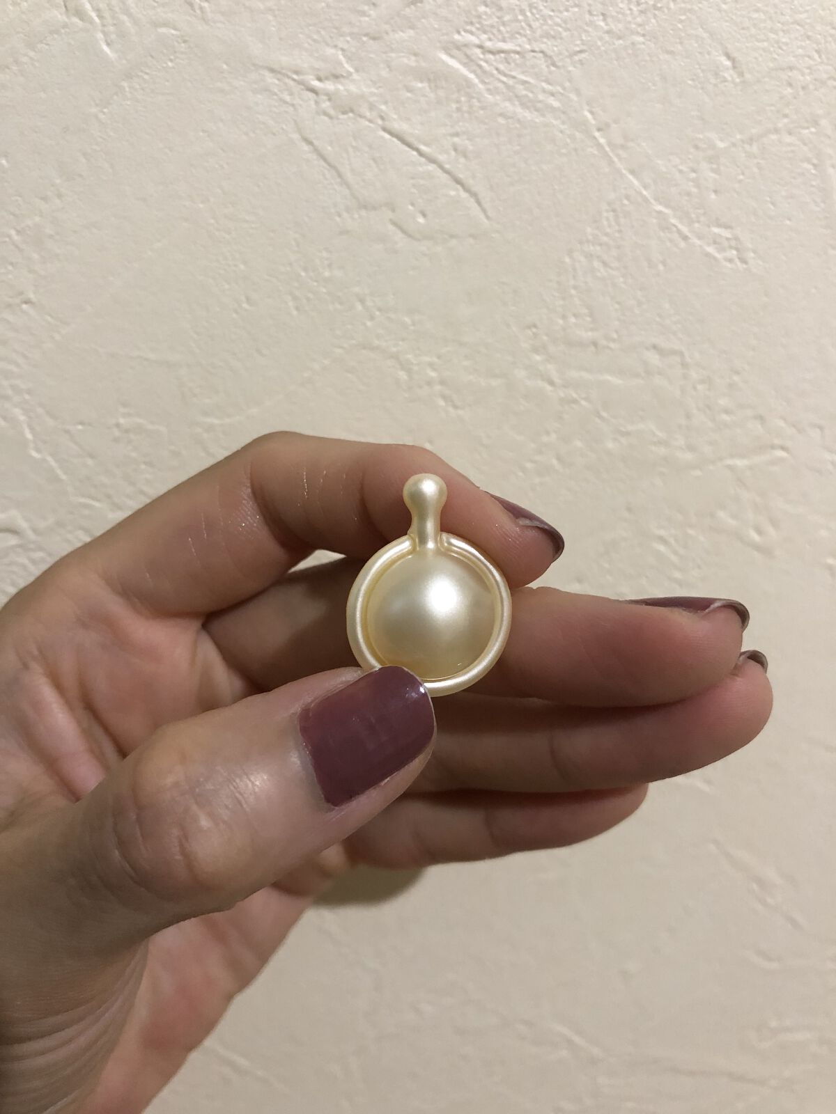 MIRANDA ヘアビタミン カラーケアヘアオイルのクチコミ「seriaで買えるMirandaのパール
（ヘアビタミン カラーケアヘアオイル）
アルガンオイ.....」（2枚目）