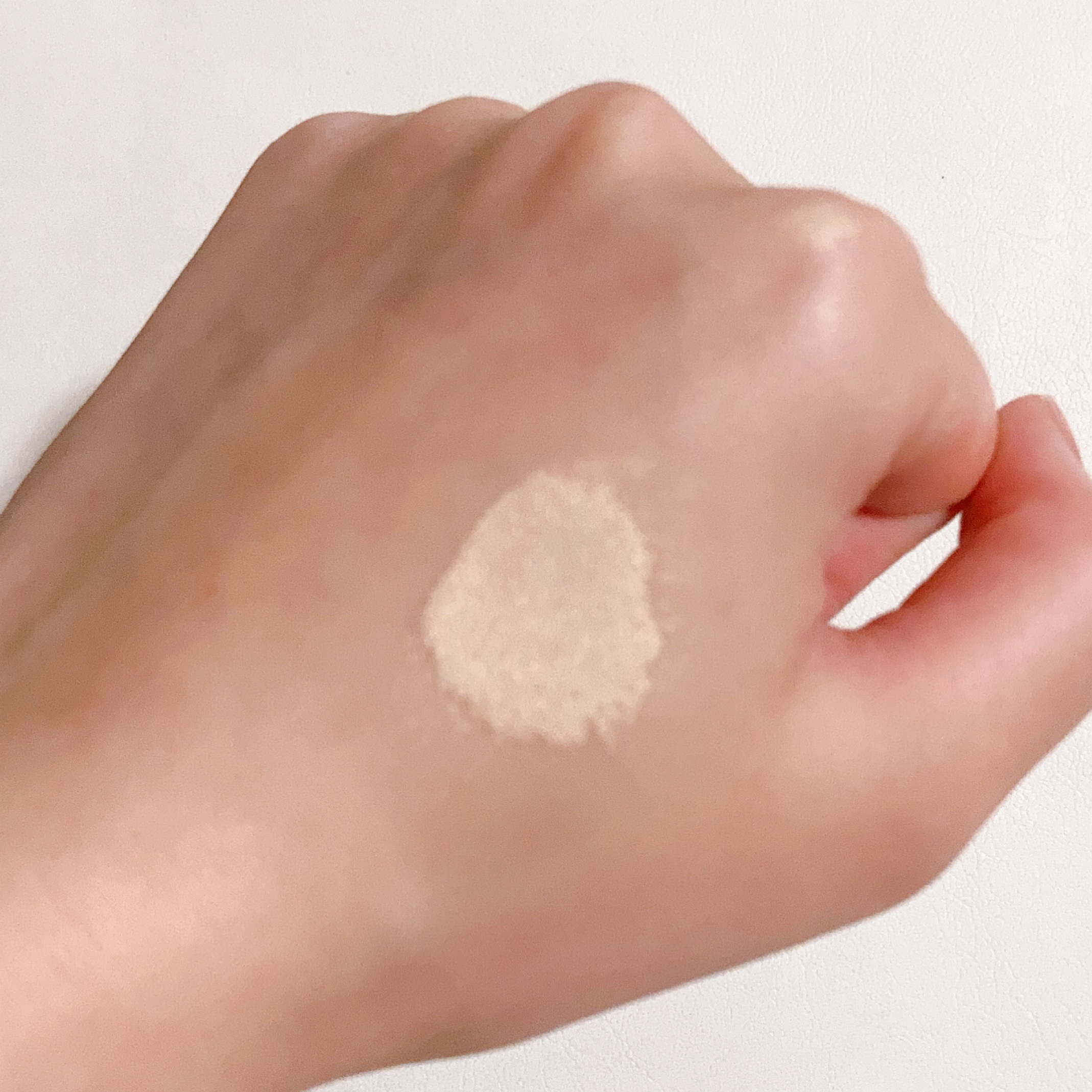 ブラーカバークッション/LUNA/クッションファンデーションを使ったクチコミ（3枚目）