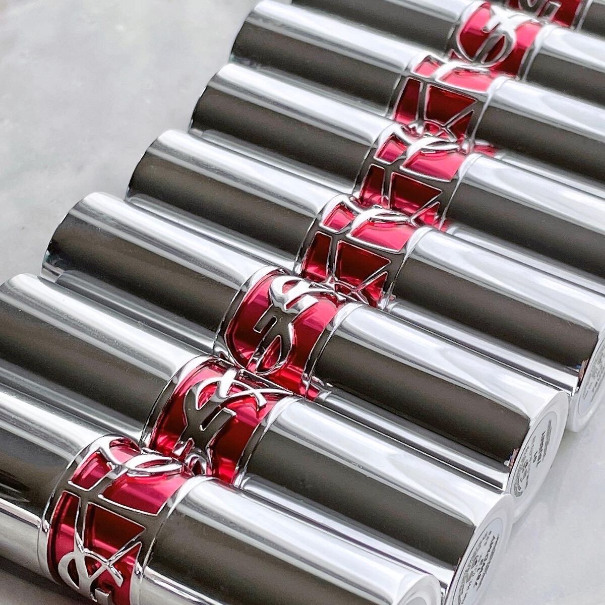 YSL ラブシャイン キャンディグレーズ/YVES SAINT LAURENT BEAUTE/口紅を使ったクチコミ(5枚目)