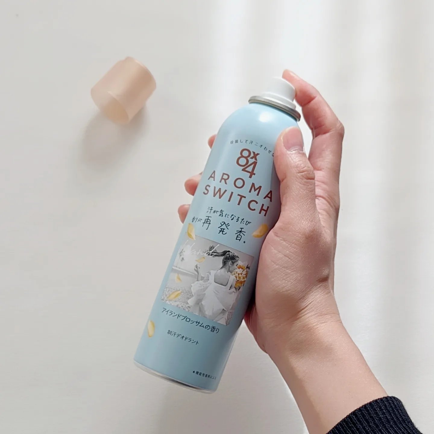 8x4 アロマスイッチ スプレー アイランドブロッサムの香り/８ｘ４/デオドラント・制汗剤を使ったクチコミ（3枚目）