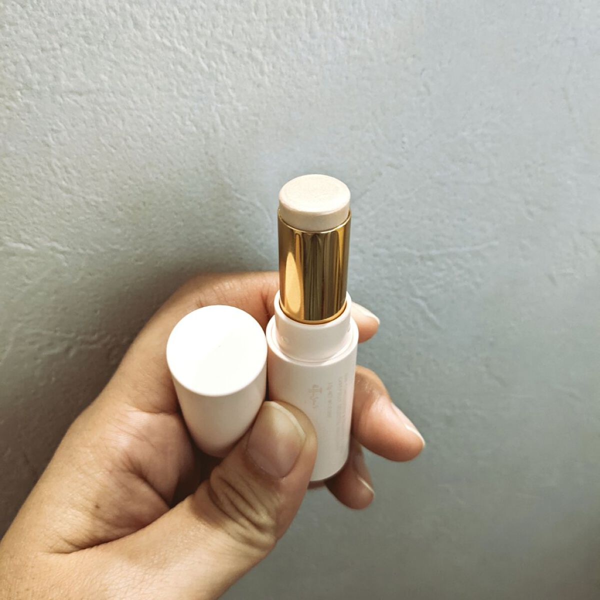 エテュセ フェイスエディション（カラースティック） 01 ハイライト/ettusais/スティックハイライトを使ったクチコミ（2枚目）