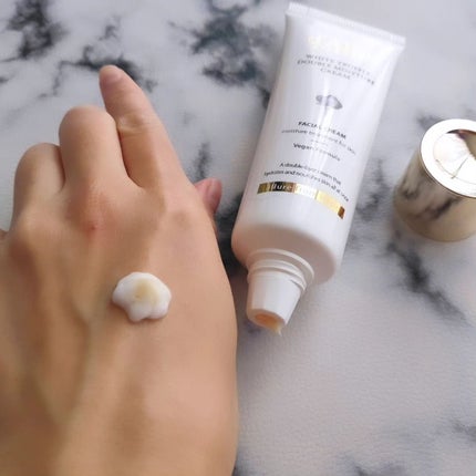 ダルバ ホワイトトリュフファーストスプレーセラム/ダルバ/ミスト状化粧水を使ったクチコミ(6枚目)