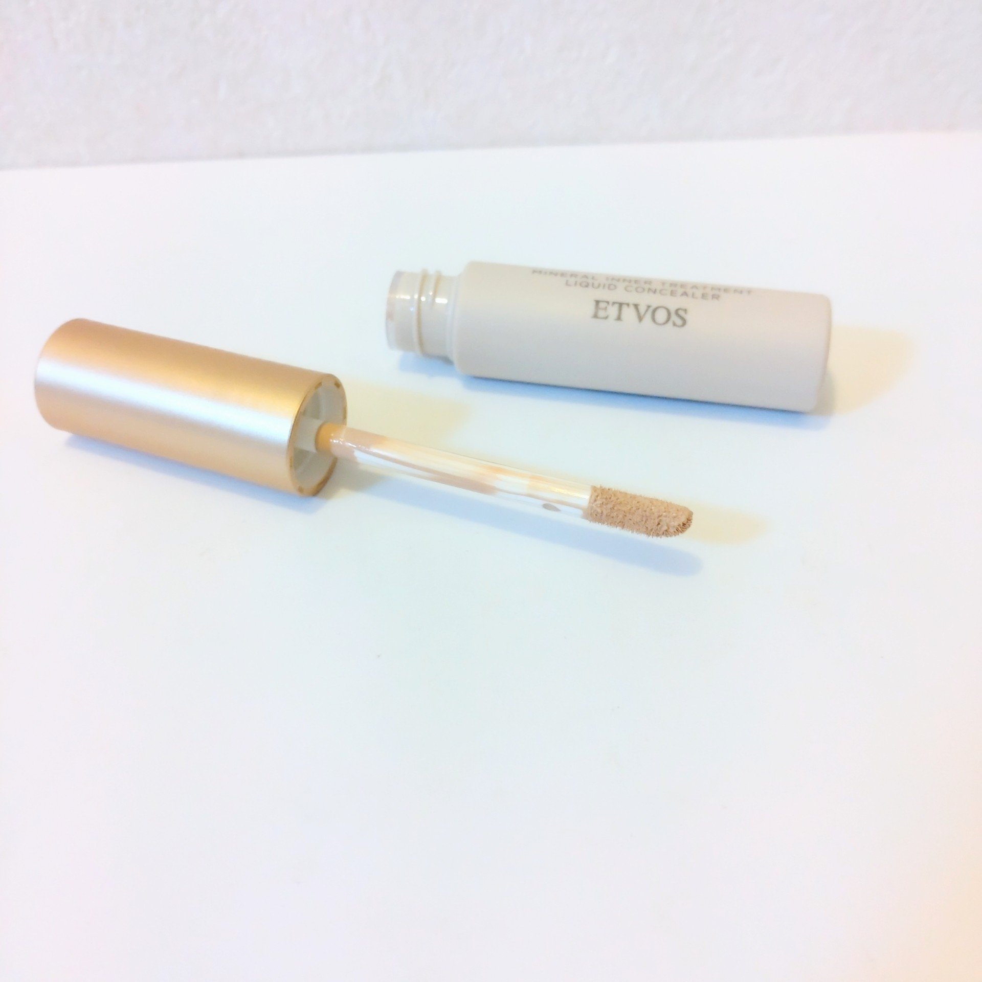 ミネラルインナートリートメントリキッドコンシーラー/エトヴォス/リキッドコンシーラーを使ったクチコミ（2枚目）
