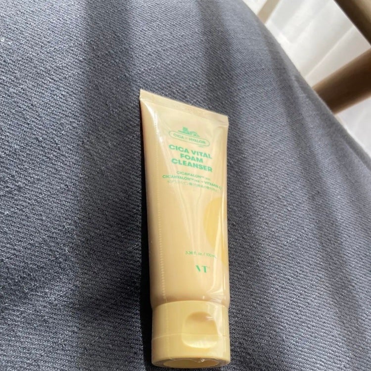 シカバイタル クリーム/VT/フェイスクリームを使ったクチコミ(3枚目)