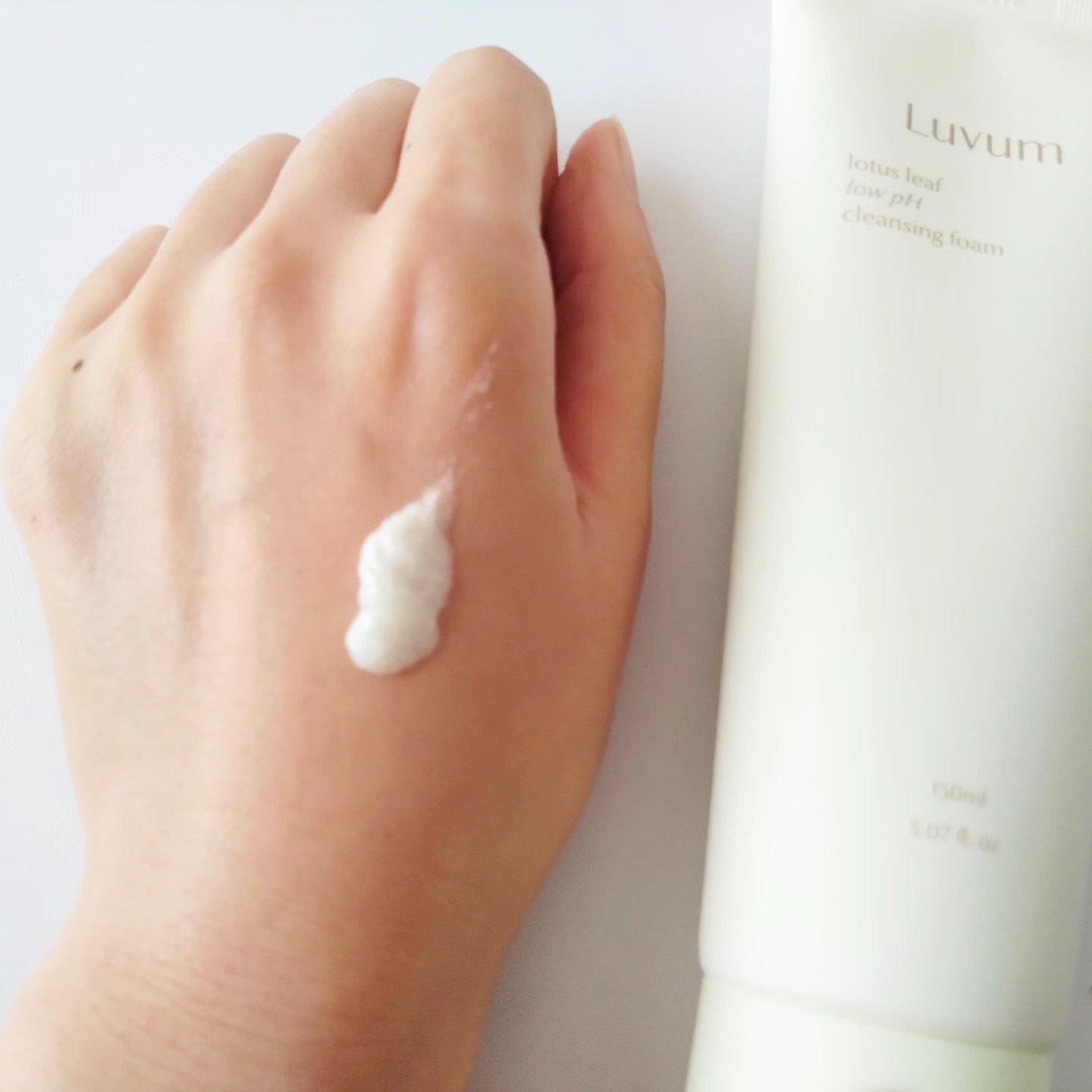 蓮の葉弱酸性クレンジングフォーム/Luvum/洗顔フォームを使ったクチコミ（3枚目）