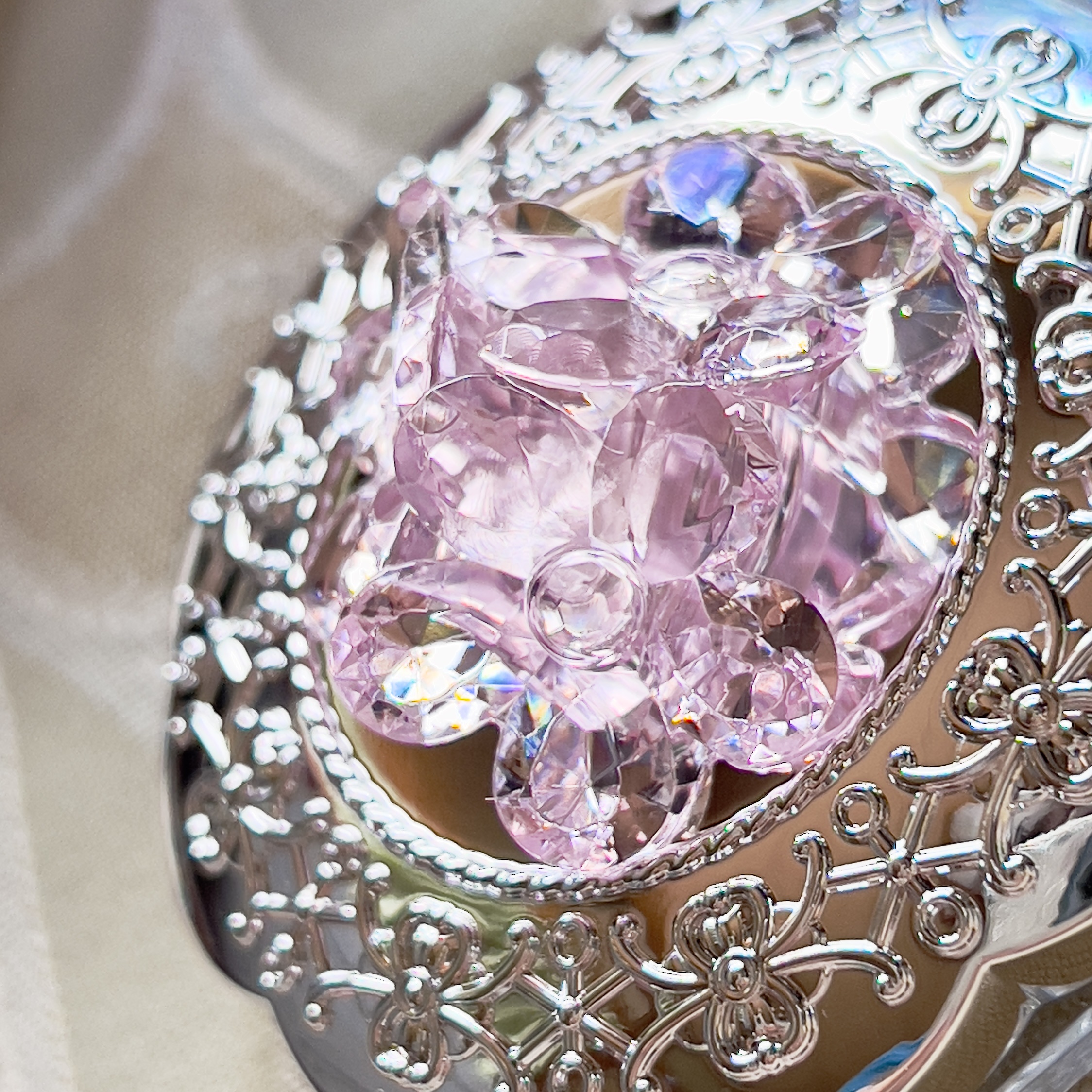 ジルスチュアート クリスタルブルーム ペタルクチュールアイズ デュオ 09 beloved charm petals/JILL STUART/アイシャドウパレットを使ったクチコミ（2枚目）