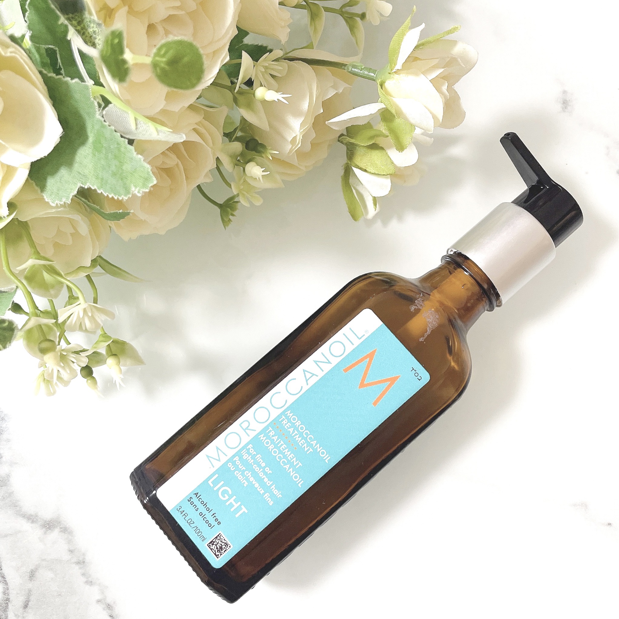 モロッカンオイル トリートメント ライト

美容院でつけていただき、香りがとても良かったので購入
最初に使ったモロッカンオイルは私の髪には少し重かったので今回は「ライト」を使ってみました！

こちらは細い髪のデリケートな二―ズや明るい色の髪
