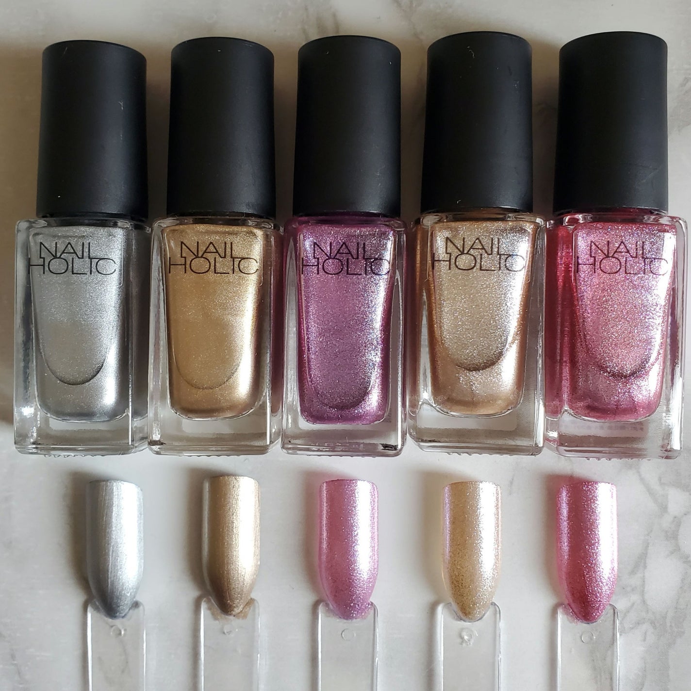 ネイルホリック Future Metal/ネイルホリック/マニキュアを使ったクチコミ(2枚目)