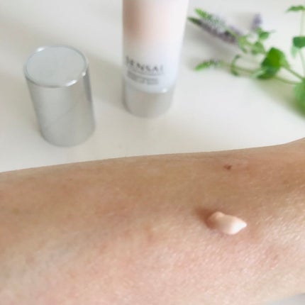 センサイ CP ブライトニング メイクアップ ベース/SENSAI/化粧下地を使ったクチコミ(3枚目)