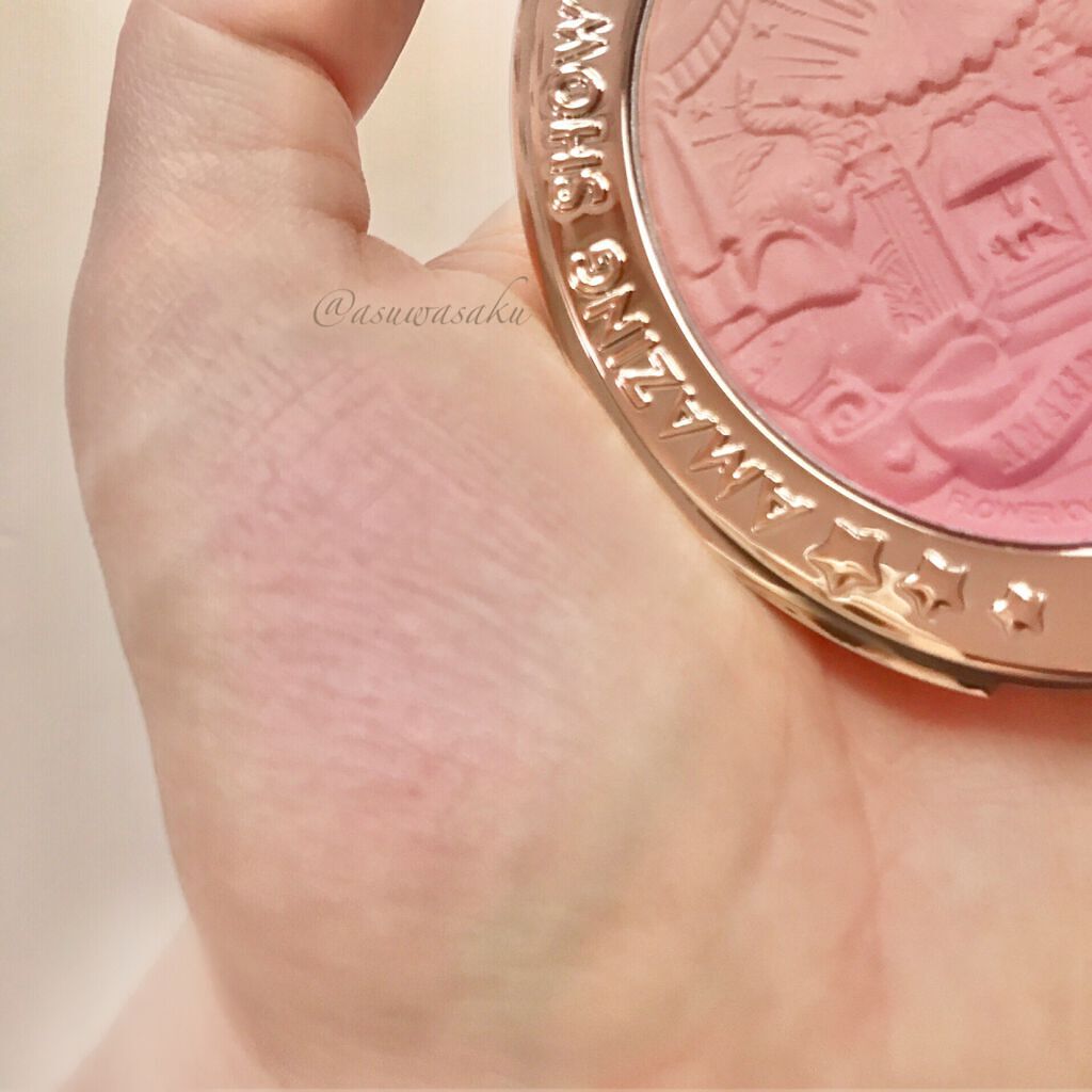 サーカスシリーズ グラデーションブラッシュ /FlowerKnows/パウダーチークを使ったクチコミ(3枚目)