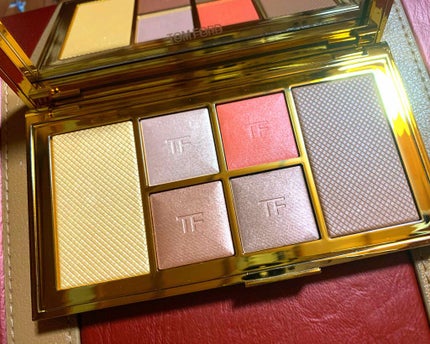 シェイド アンド イルミネイト フェース アンド アイ パレット/TOM FORD BEAUTY/アイシャドウパレットを使ったクチコミ(1枚目)
