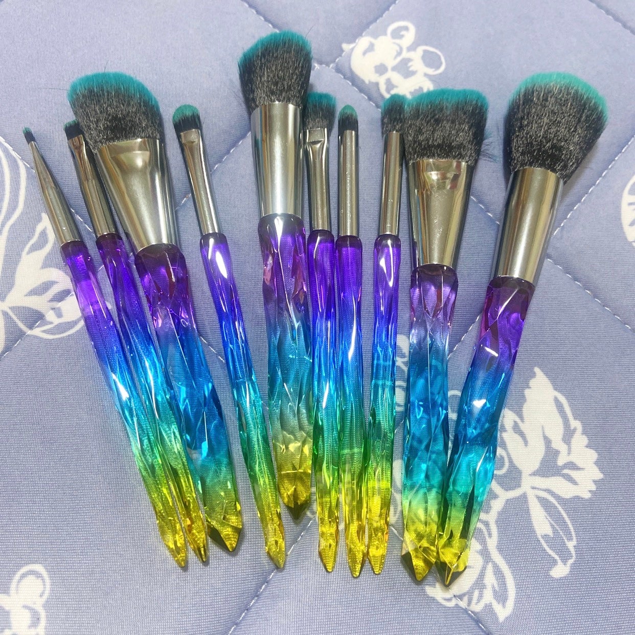 ハル on LIPS 「SHEINにて購入しました。かわいすぎるメイクブラシ…!!!割..」(1枚目)