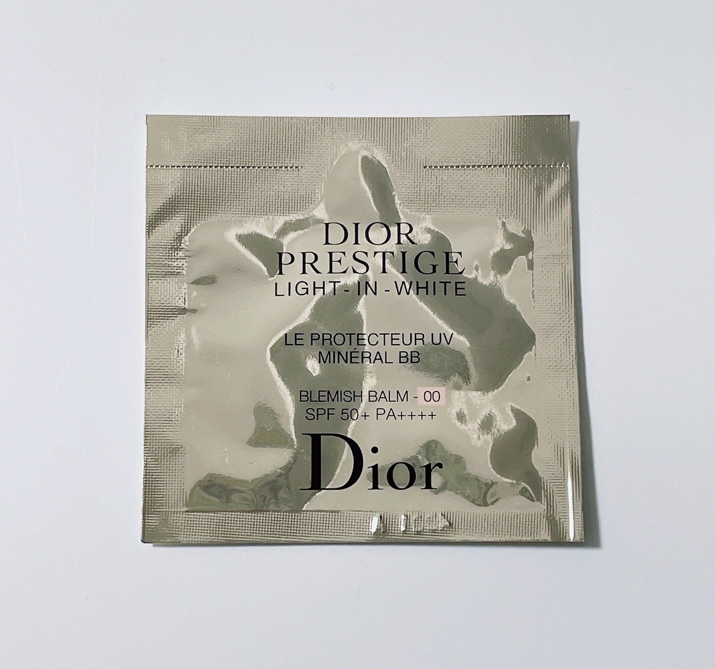プレステージ ホワイト ル プロテクター UV ミネラル BB/Dior/BBクリームを使ったクチコミ(1枚目)
